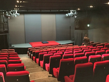 会場となるライブホール「EURO LIVE」の場内