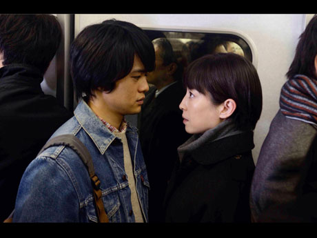 3作品で受賞を果たした池松壮亮さんが出演する「紙の月より」&copy;2014「紙の月」製作委員会