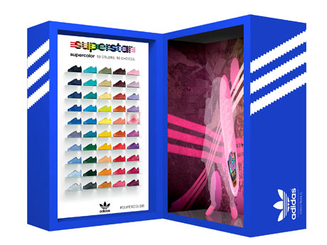 会場に設置する高さ3メートル超のシューズボックス型ドレスルームのイメージ