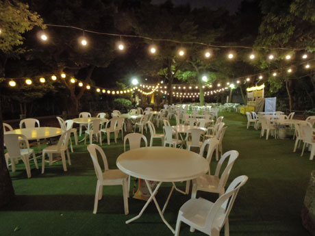 最大1000席を用意する会場の一角