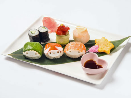 キキ（イカと大葉）・ララ（エビ）・マイメロ（サーモン）の手まりずし（1,490円）