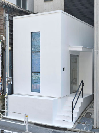 キャットストリート沿いの店舗外観