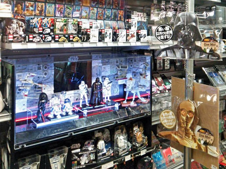 現在5階で展開中の「スター・ウォーズ」旧作関連グッズコーナー