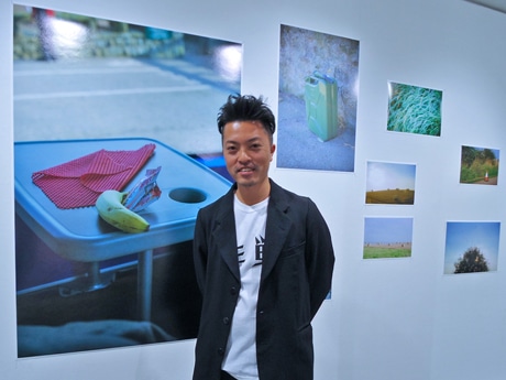 食べかけのスナック菓子やバナナの写真が気に入っているという柿本さん