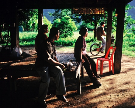 カンヌ国際映画祭でパルムドールを受賞した「ブンミおじさんの森」より&copy;Kick the Machine Films