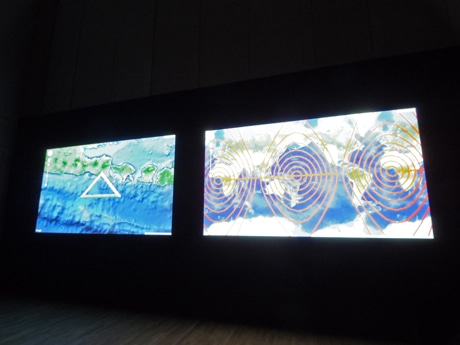 グーグルアースとグーグルマップを用いたウェブサイトを記録した「GEOGOO」