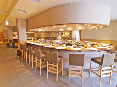 和と洋の要素を組み合わせたという店内