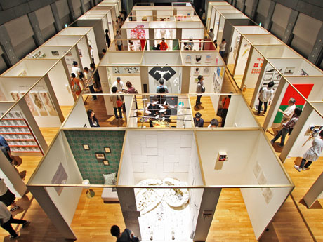 2期間で計100組がブースを展開する会場（昨年開催時の様子）