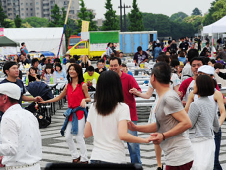 昨年駒沢公園で開催した際の会場の様子