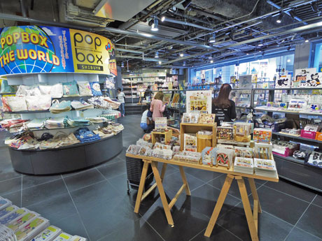 イラストレーターを中心としたクリエーターの商品を扱う