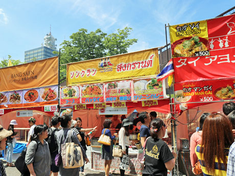 フードを中心に180店舗以上のブースが出店する（写真は昨年開催時の様子）