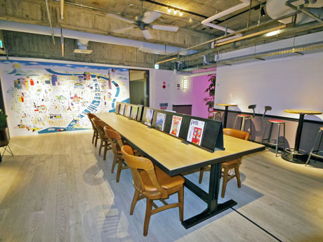 共用部のワークラウンジ