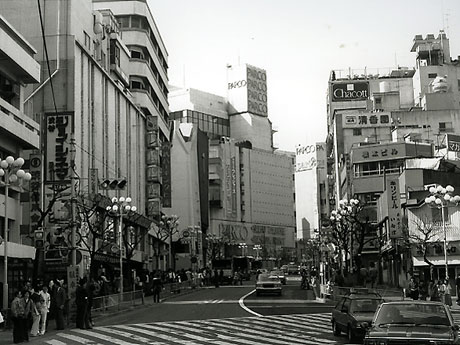 1983（昭和58）年の公園通り