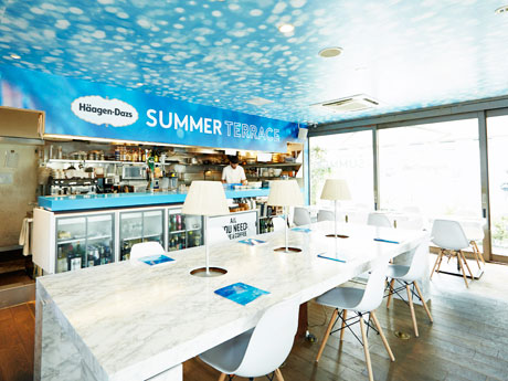 南フランスをイメージしたという店内