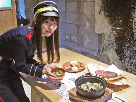 イベントに参加した内田理央さんと提供する狩猟料理