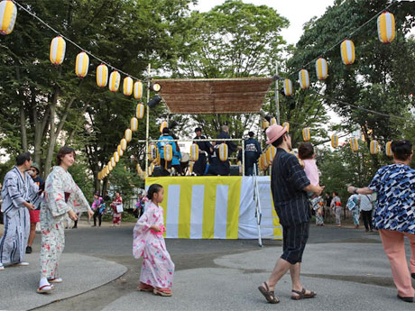 昨年開催時の盆踊りの様子