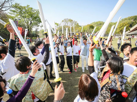 過去に開催された「チャンバラ合戦-戦 IKUSA-」の様子
