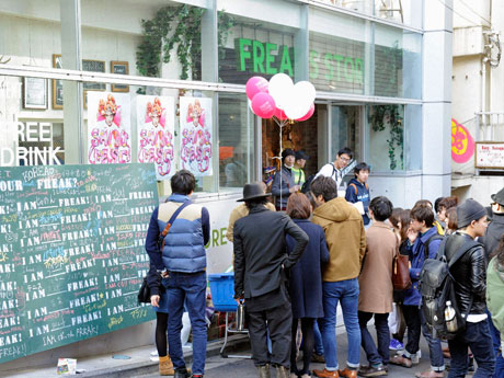 参加店舗は店頭店内でさまざまな企画を展開する（写真は過去開催時の様子）