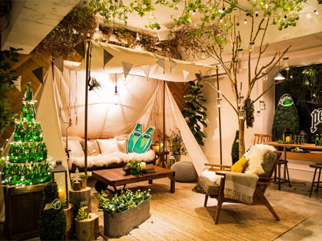 「屋内グランピング」をテーマに装飾する原宿の「テーブルギャラリー」