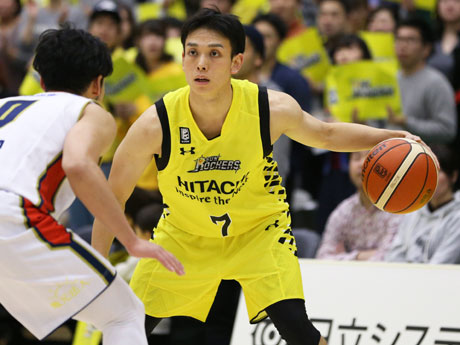 渋谷区観光大使スポーツアンバサダーに就任した「サンロッカーズ渋谷」伊藤駿選手