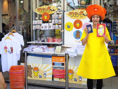 ワルイちゃんと同じ格好で登場したのんさん