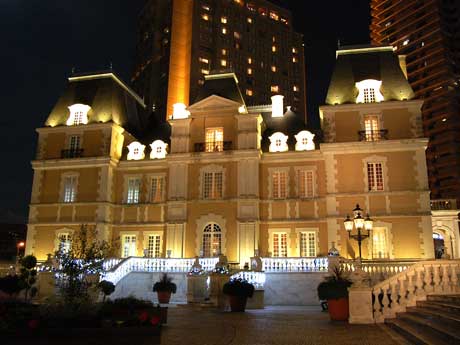 10年連続となる3つ星を獲得した「ジョエル・ロブション」