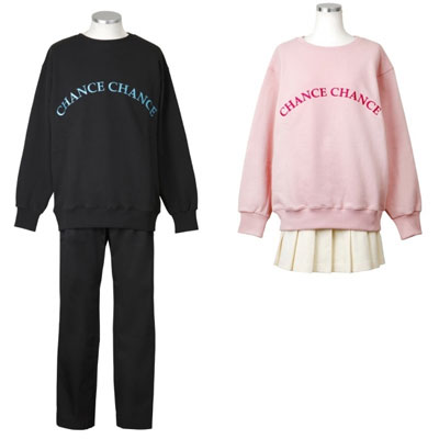 キーアイテムなどをそろえる「ニュアンスペアルック」を提案する「アモーレ福袋」。CHANCE CHANCEの商品イメージ（5万円相当→2万円）