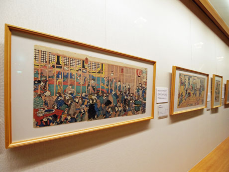 遊郭の人たちをスズメに置き換えて描いた作品など当時の世情も垣間見える