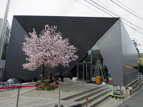 1日限定のポップアップショップがオープンする「バンクギャラリー」外観