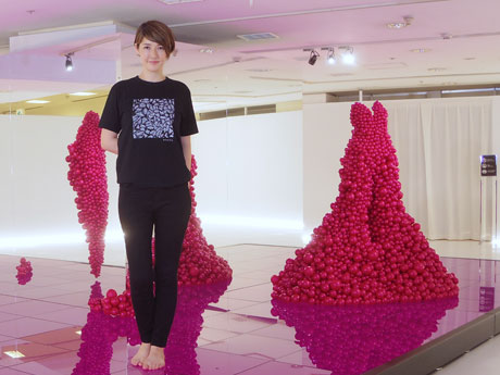 洋服も「細胞から培養して作れるようになるのでは」と話すスプツニ子！さん