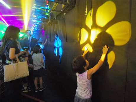 親子で楽しめる「キッズヌーン」より