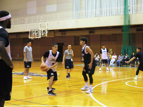 練習を公開したサンロッカーズ渋谷