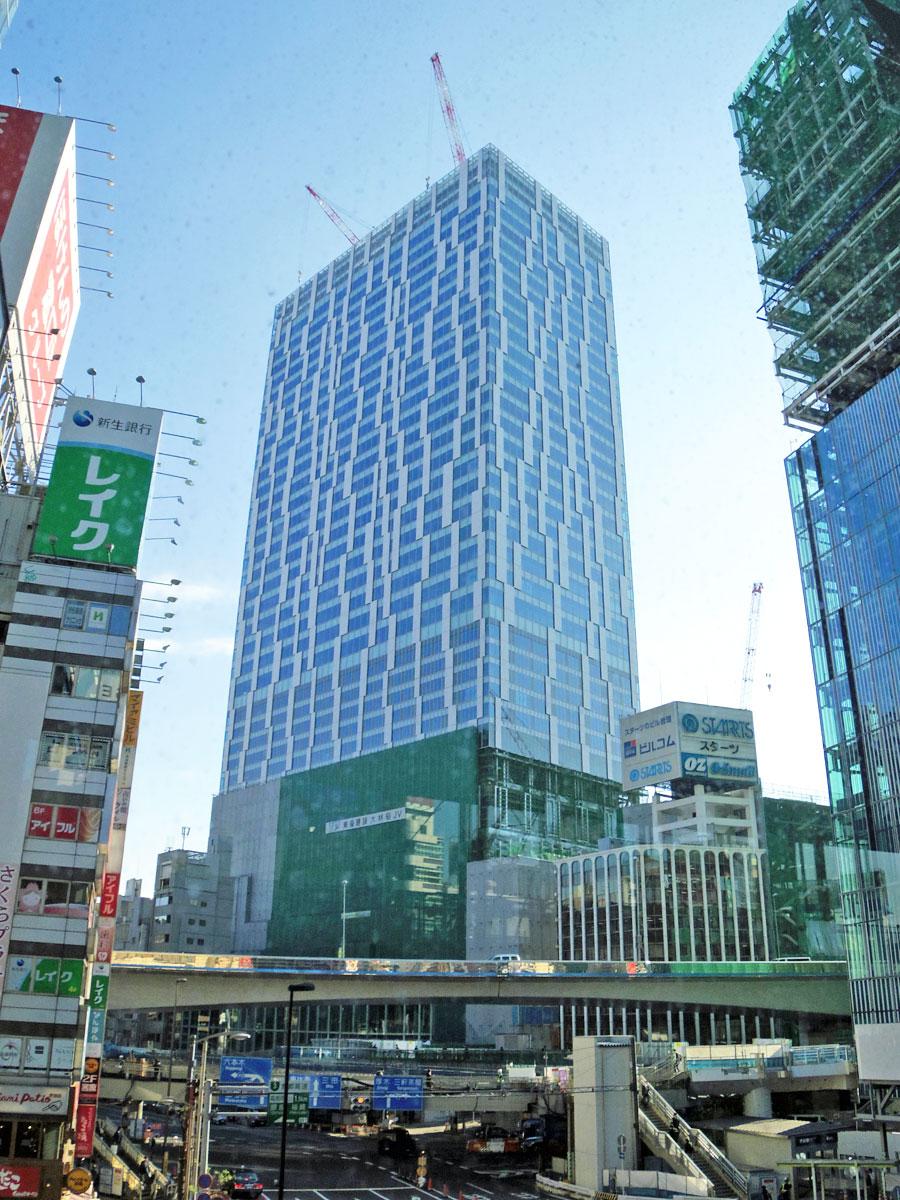 建設工事が進む「渋谷ストリーム」（中央）