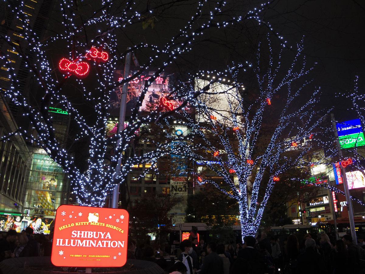 ハチ公前広場を彩るクリスマス・イルミネーション