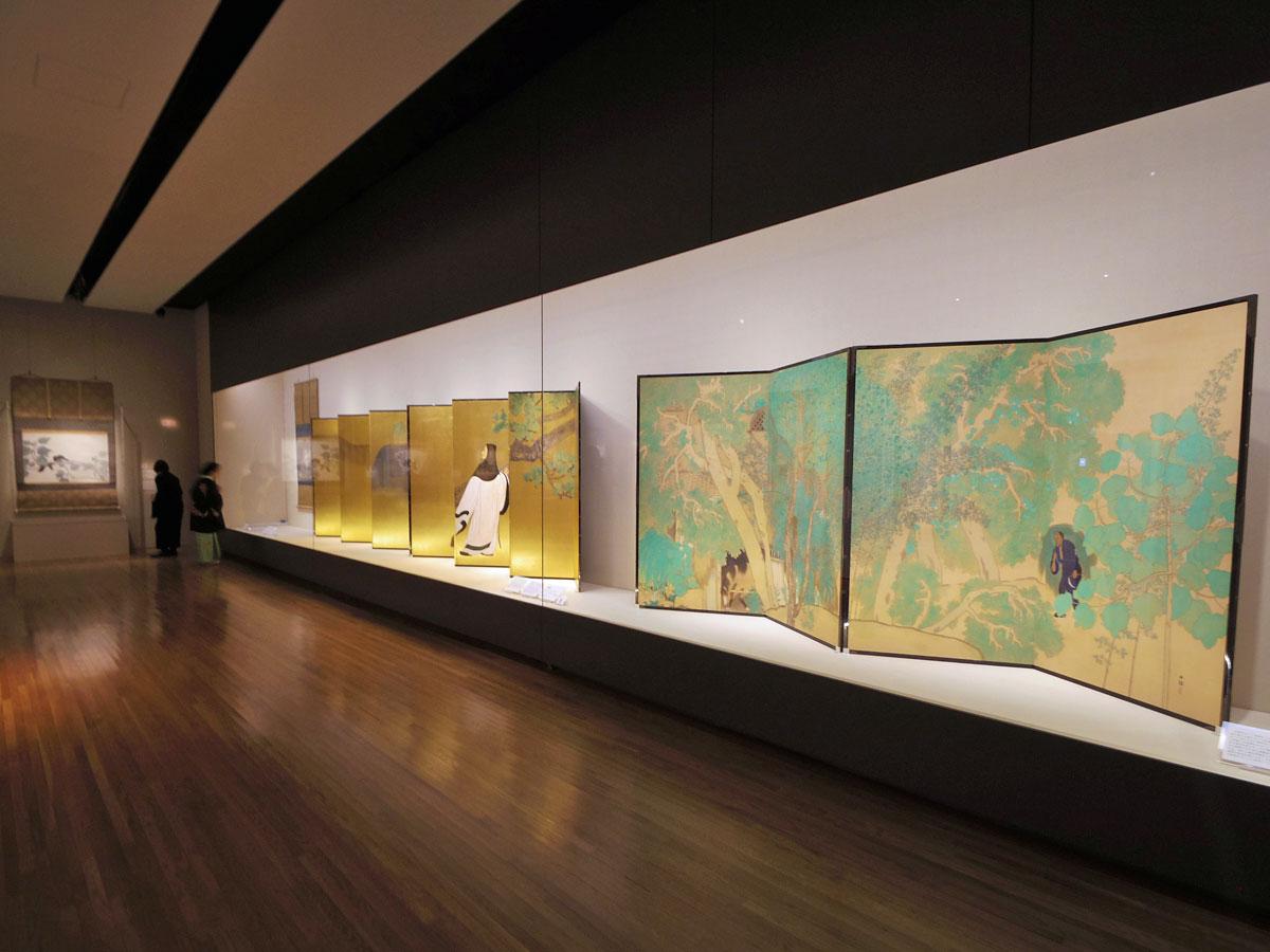 所蔵する全41作を中心に展示する