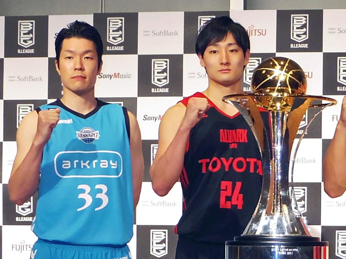アルバルク東京の田中大貴選手（右）と初戦対戦する京都の内海慎吾選手