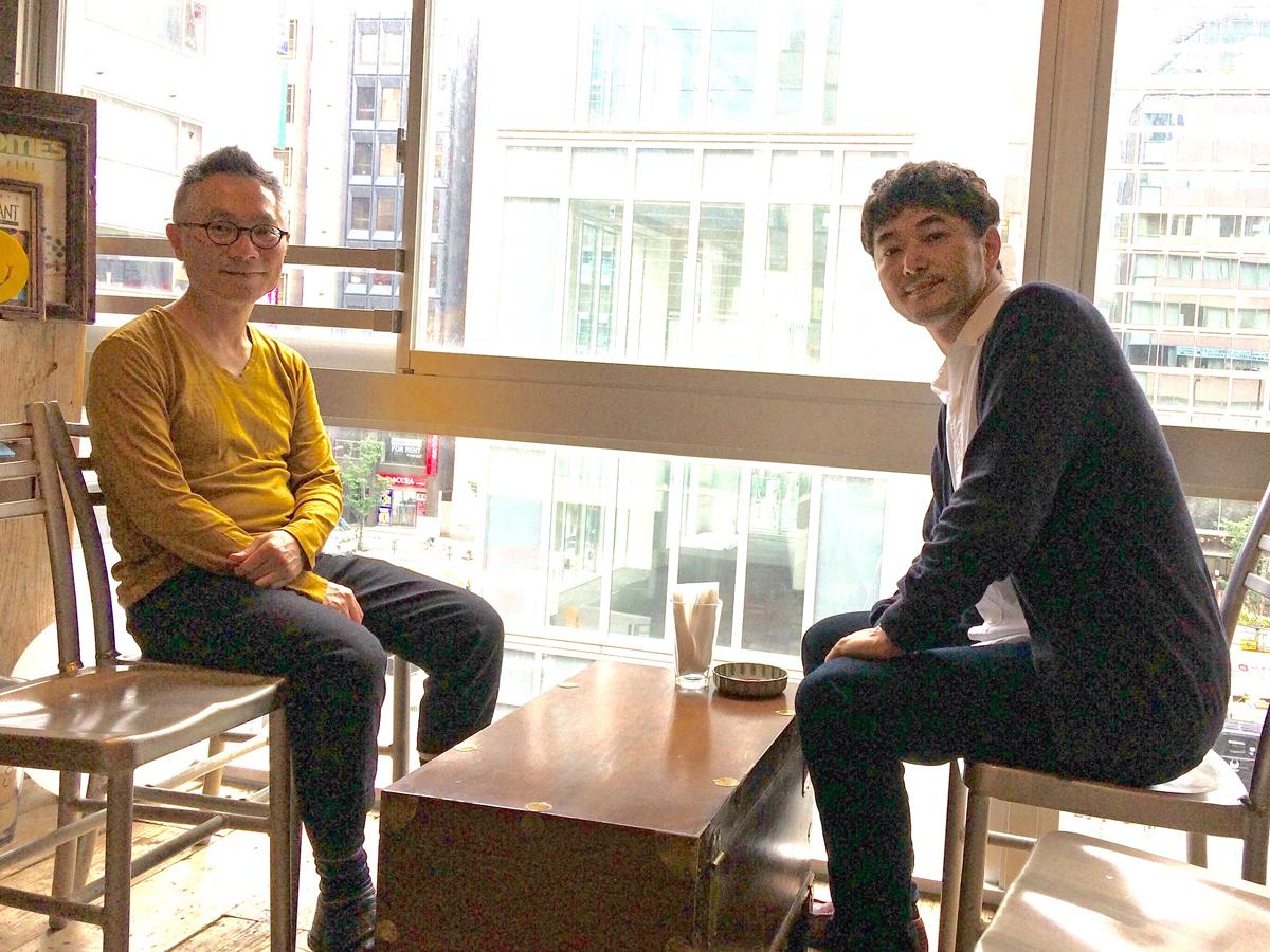 トークゲストの著述家・永江朗さん（写真左）とライター・編集者の速水健朗さん（右）