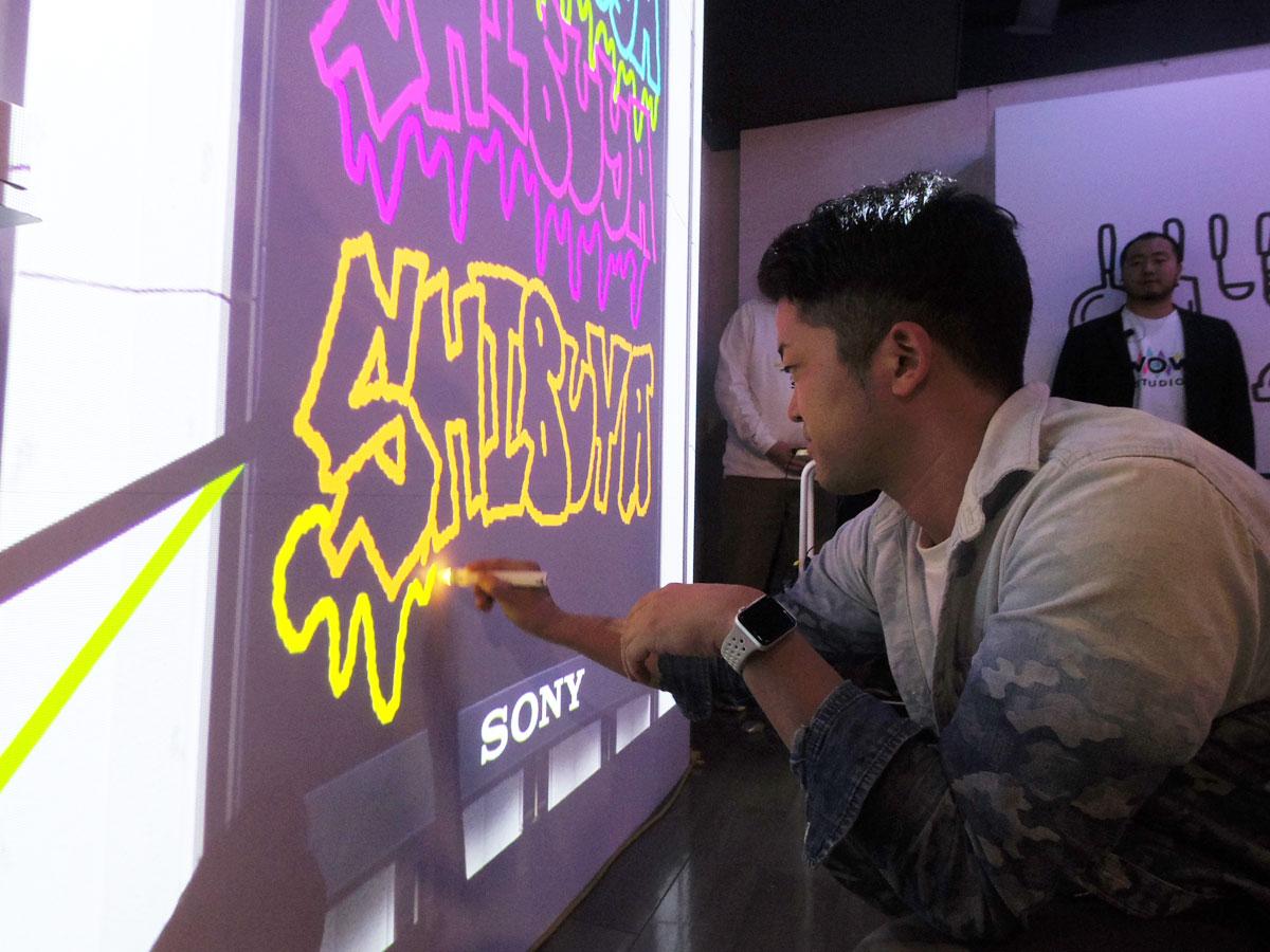 ほぼ遅延なく自由に絵などを書けるデジタルペン「Doodle Pen」