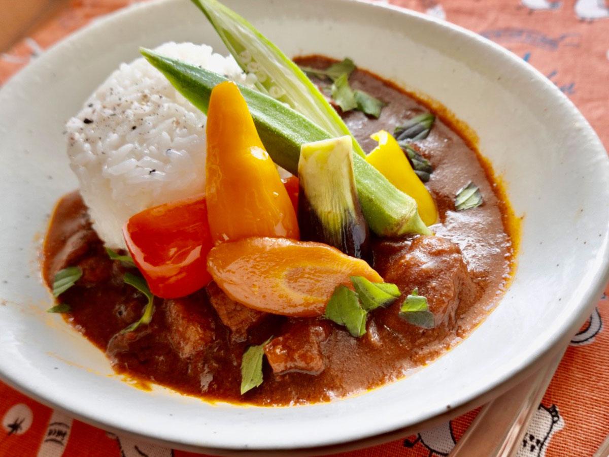 「渋谷スパイスカレー」で提供するカレーのイメージ