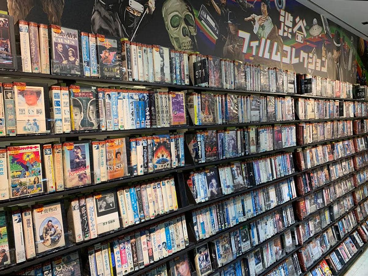 ビデオテープ約6000本を集積する「渋谷フィルムフィルムコレクション」