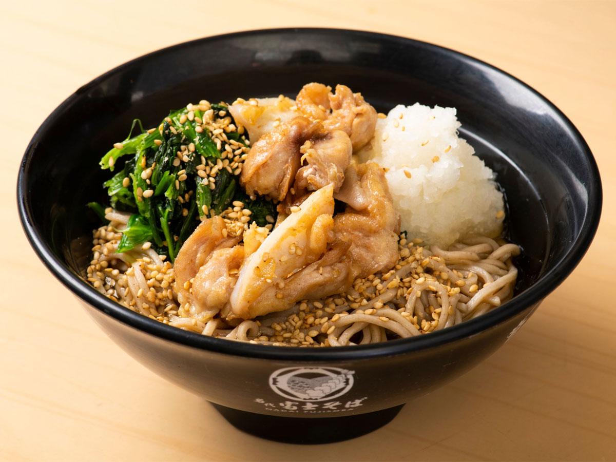「筋肉もりもりそば」（680円）