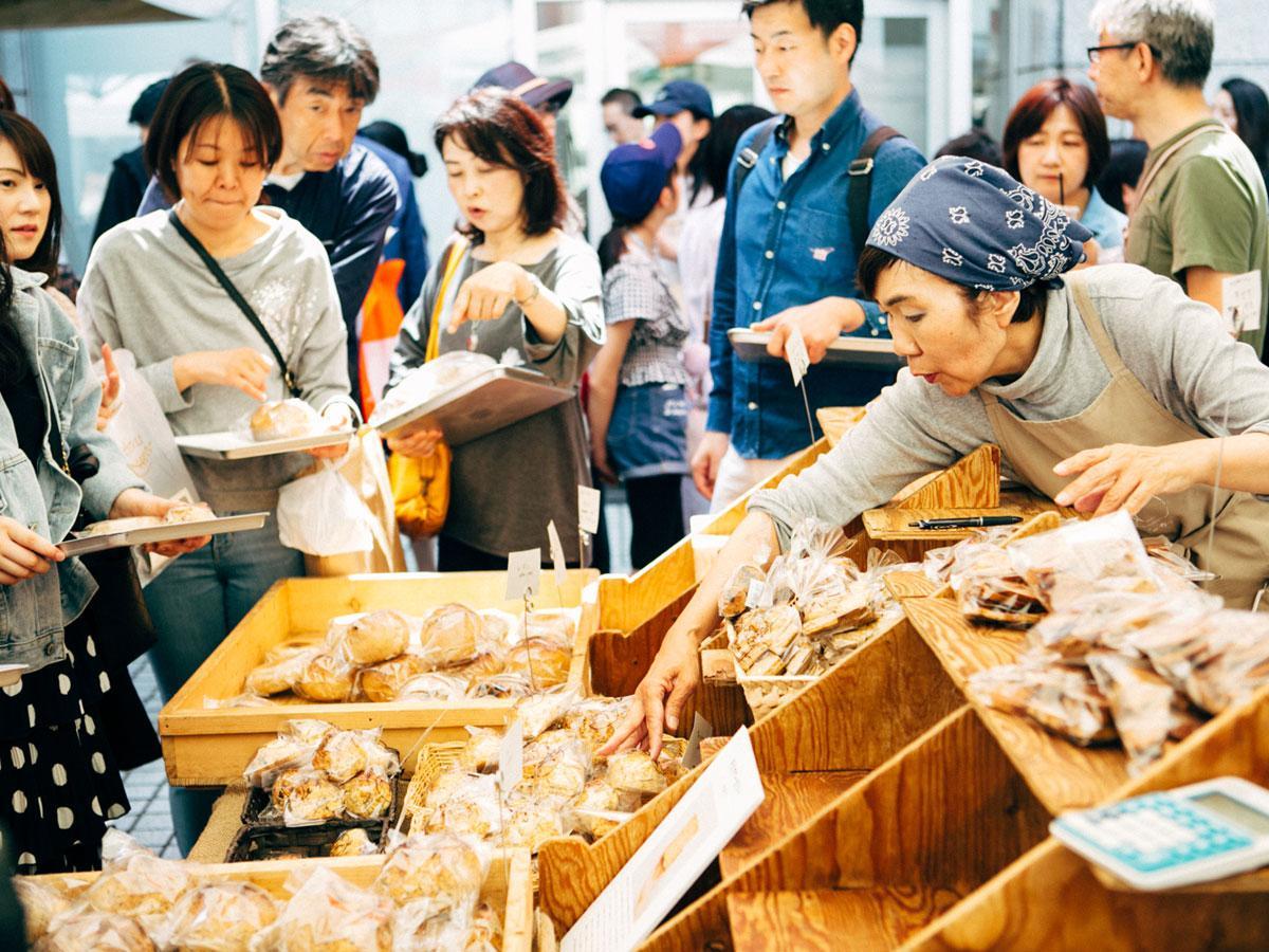 過去開催時の「青山パン祭り」の様子