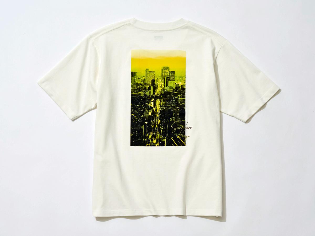 背面に渋谷の街の写真をプリントするサンロッカーズ渋谷のTシャツ