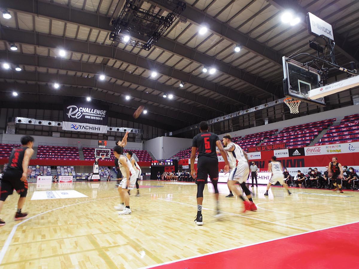 無観客のなかホーム最終戦を戦ったアルバルク東京（黒のユニホーム）
