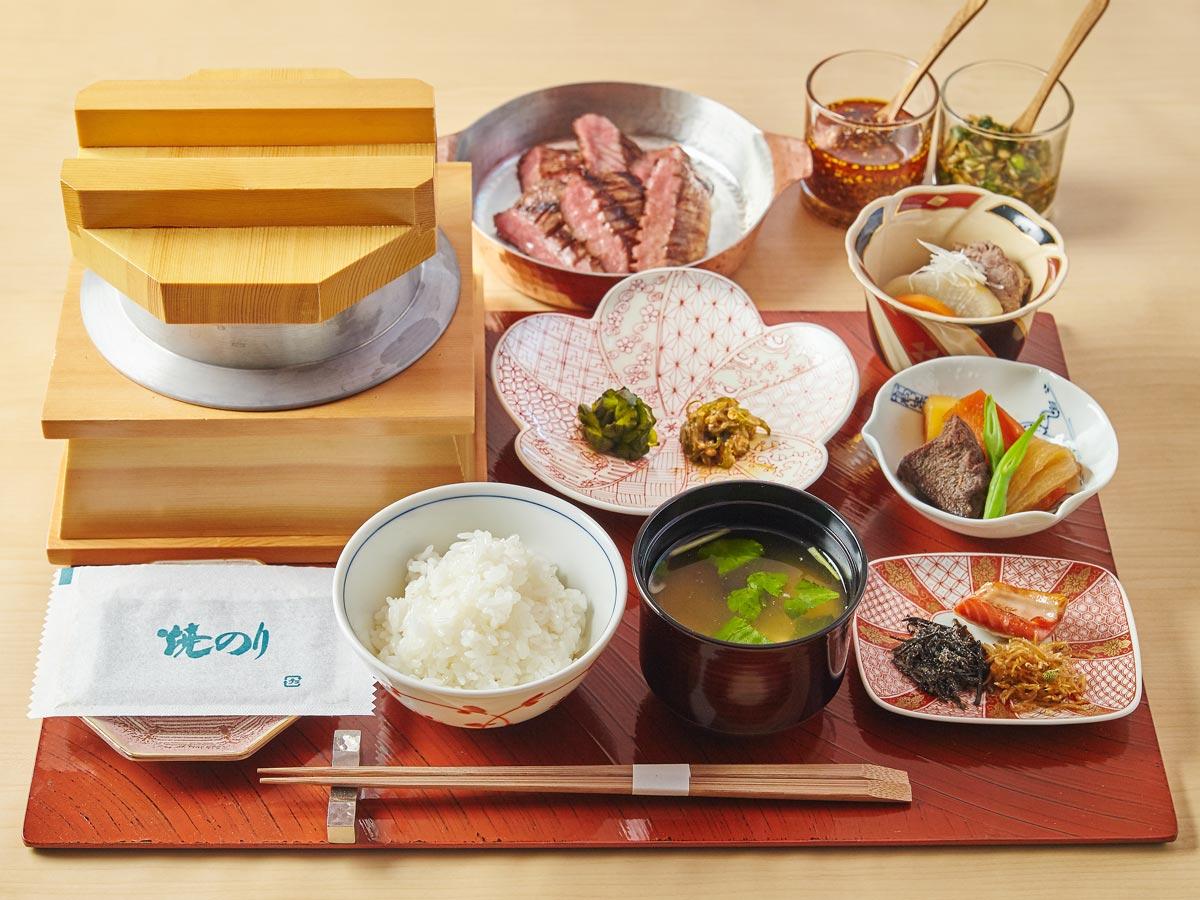 定食の提供イメージ