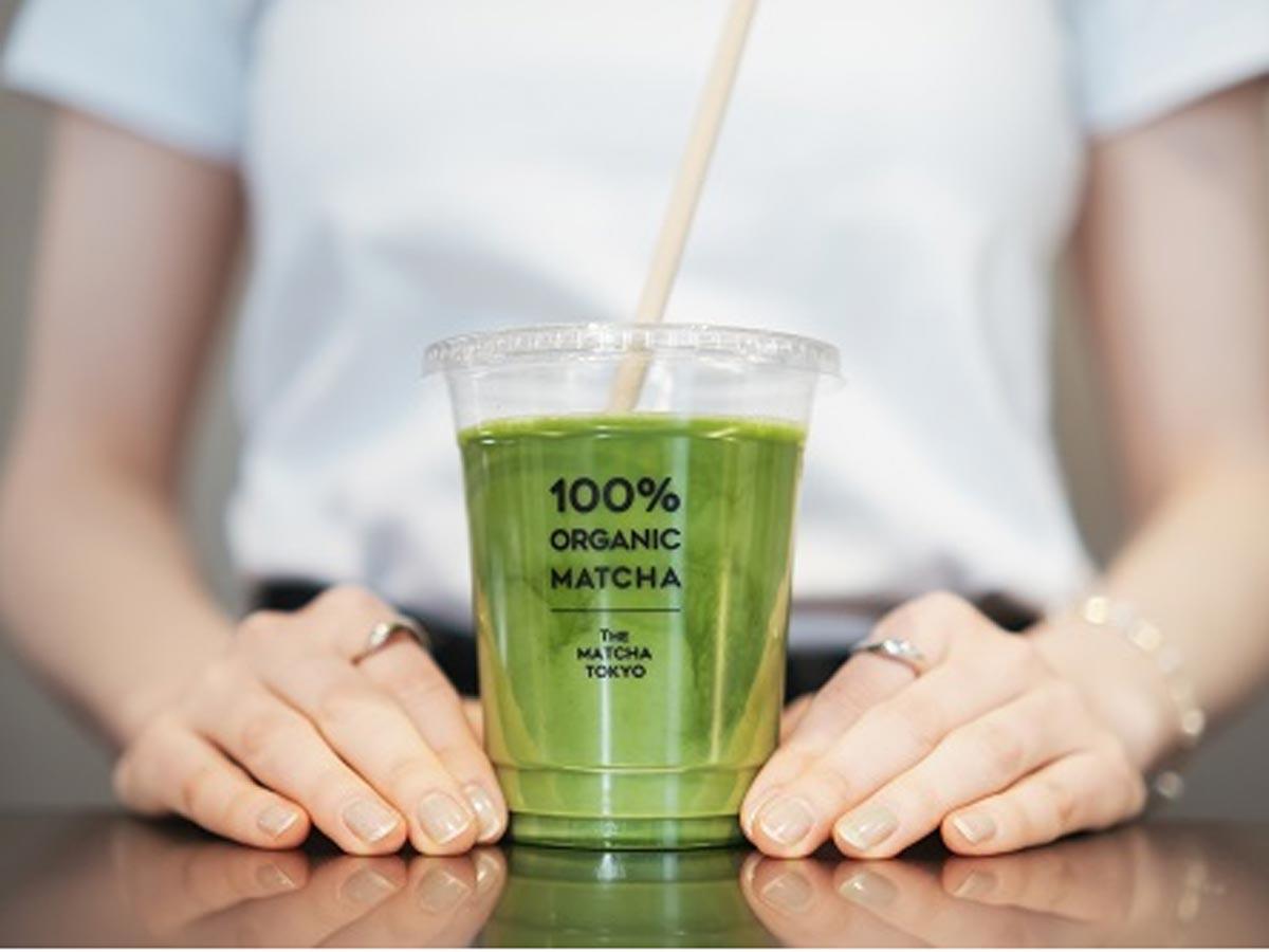 オーガニックにこだわった抹茶を使うドリンクなどを提供する