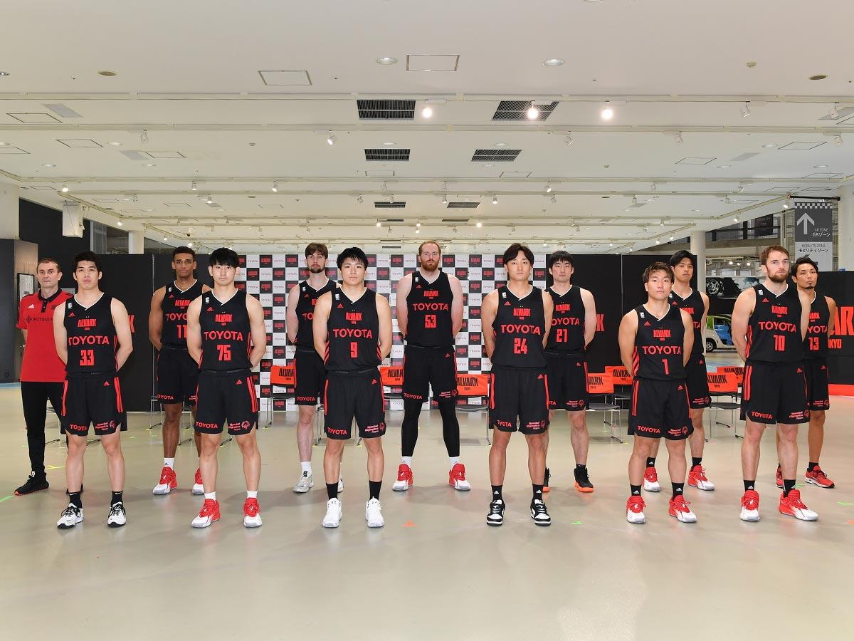 2021-22シーズンを戦う選手たち&copy;アルバルク東京
