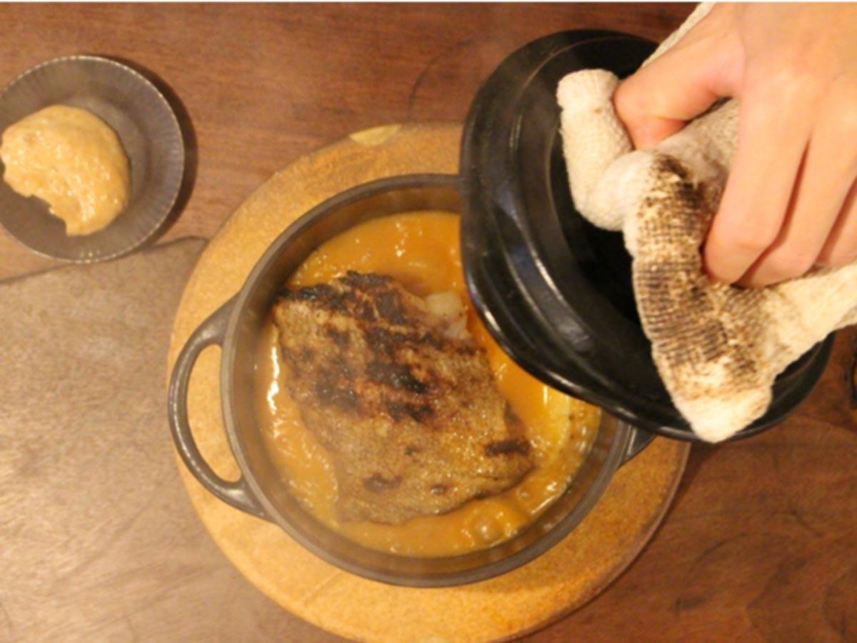 「名物メニュー」と位置付けるスープ「スープドポワソン」（2,000円前後）
