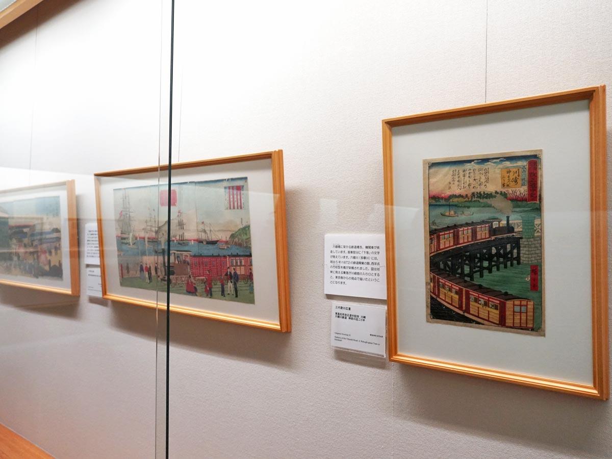 今年150年を迎えた鉄道開業時に描かれた作品も並ぶ