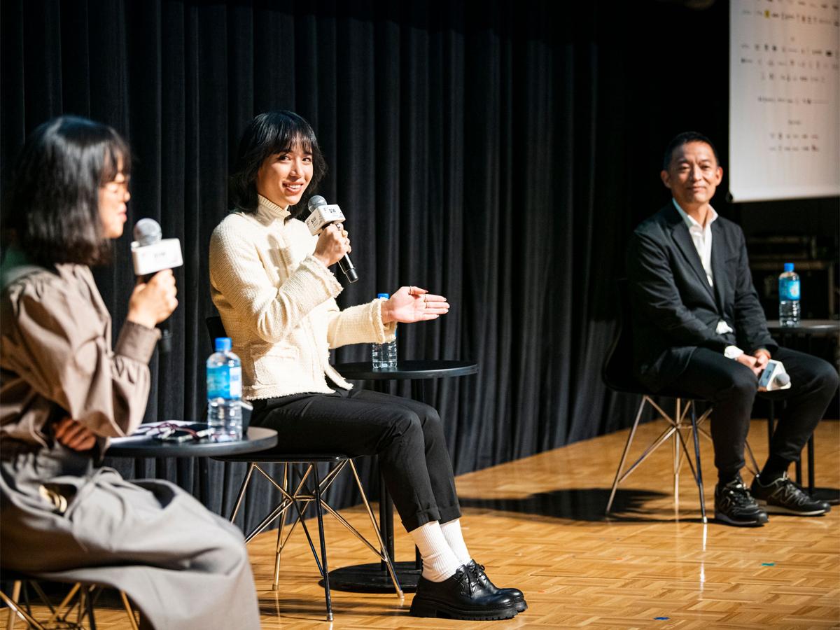 「DIVERSITY CITY SHIBUYA ? 当たり前ってなに？」をテーマにトークしたryuchellさん（中央）と長谷部健渋谷区長（右）